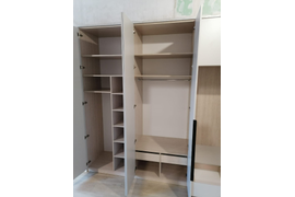 шкафы распашные