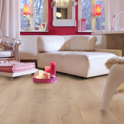 Ламинат Wineo Дуб Швеция Коричневый LA226XXLV4 в интерьере комнаты