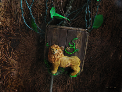 Колье "Аслан. Хроники Нарнии" (пышное колье с подвеской ручной работы)