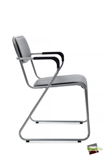 Кресло Nix Plus RCH OMKL-03 Черный/Металл окрашенный Хром