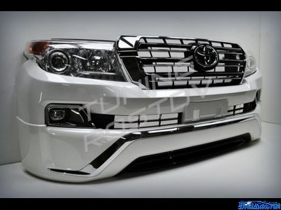 Комплект рестайлинга Toyota Land Cruiser 200 из 2007 в 2016