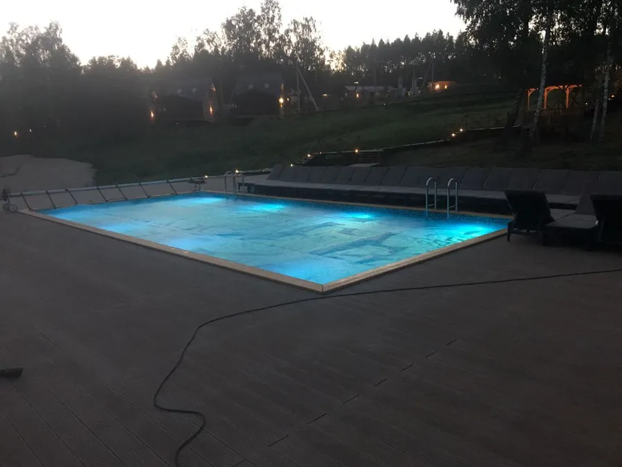 Деревянный бассейн 12 х 6 м