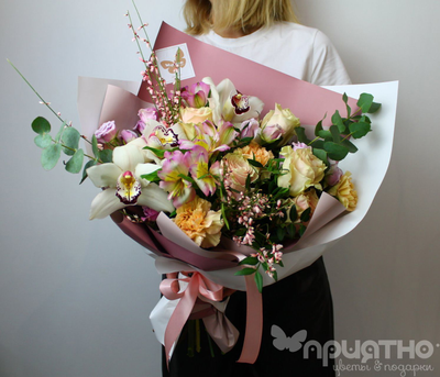 БУКЕТ ЦВЕТОВ № 373
