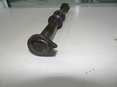 Ось заднего маятника Чезет 472.6