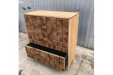 Комод из спилов дуба. Работа spilcenter.com