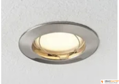 Установка встраиваемых светильников в комнате ИВАНМАСТЕР