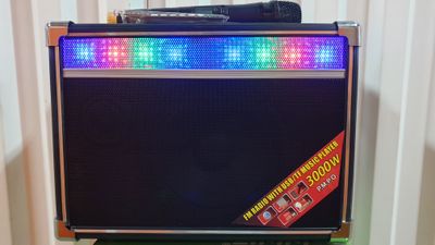 Караоке бумбокс NNS NS-1398BT