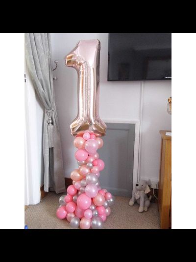 цифра на разнокалиберной стойке