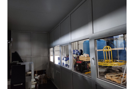 перегородка ПВХ внутри помещения 