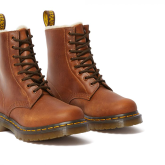 Зимние ботинки Dr. Martens 1460 с мехом коричневые (36-45)  в Пензе