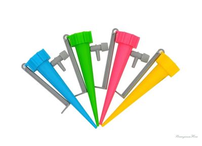 Ороситель на бутылку для полива растений (цвет микс)