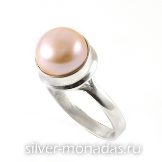 Серебряное кольцо с розовым жемчугом