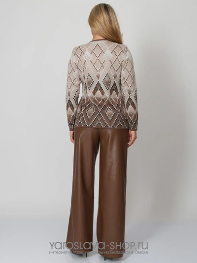 Жакет полуприлегающего силуэта в бежевом цвете