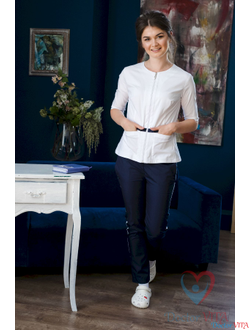 Белая блуза на молнии с синим поясом IvaMed белая