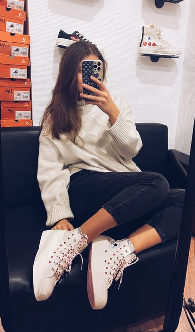 Фото в живую Кеды Converse Chuck Taylor 70 Embroidered lips A01599C