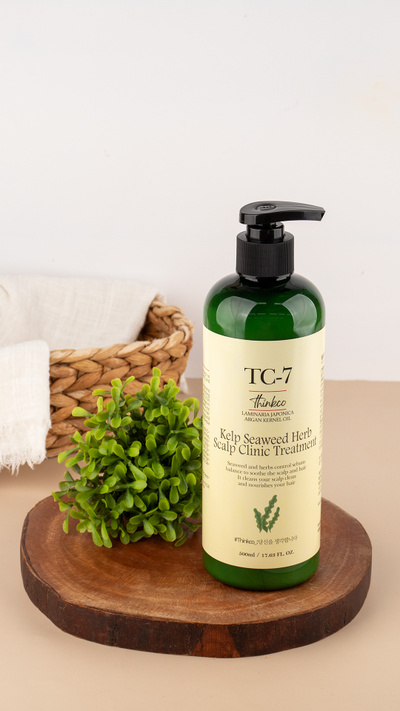 Thinkco. Кондиционер для жирных и склонных к жирности волос с экстрактом водорослей, Kelp Seaweed Herb Scalp Clinic Treatment (500 мл)