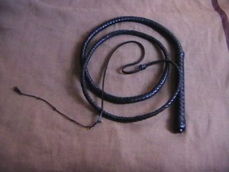 Кнут Bullwhip 280 см, общая длина изделия 370 см  8 полос черный краст 1,5 мм