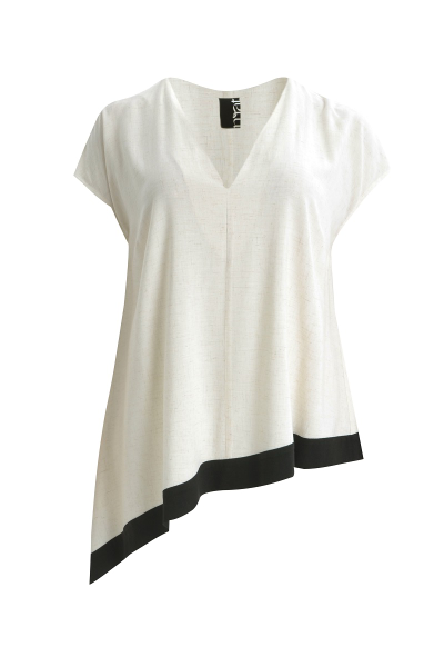 Топ ассиметричный с чёрной оторочкой по низу