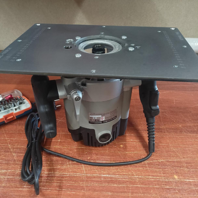 Пластина под Интерскол 62-2100Э для установки фрезера в стол 350*250 ММ. с гравировкой линеек