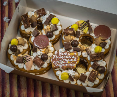 Торт цифра (шоколадный декор)