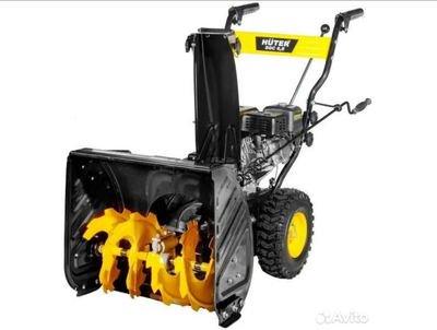 Снегоуборщик бензиновый Huter SGC 6,8 самоходный