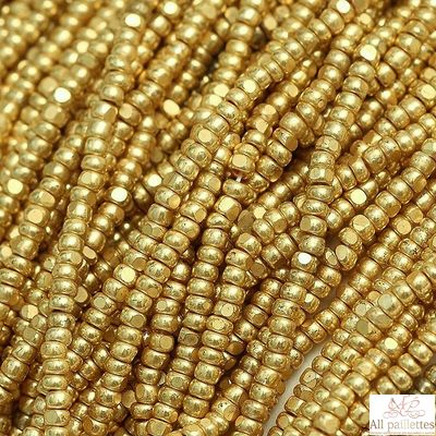 Бисер Шарлотта 13/0 М58