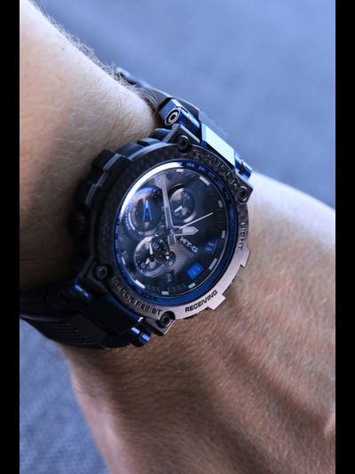 Часы Casio G-Shock MTG-B1000XB-1A