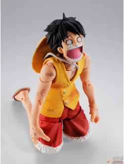 Фигурка Монки Д. Луффи (Monkey D. Luffy Marineford S.H.Figuarts)