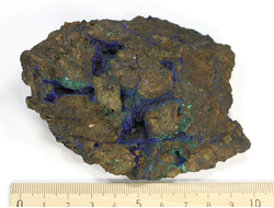 Азурит, Малахит, Азуромалахит, коллекционный образец, Россия (102*75*39 мм, 243 г) №19422