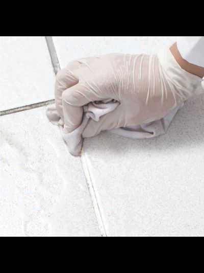 VHT62 MAXICLEAN Чистящее ср-во для сильных загрязнений