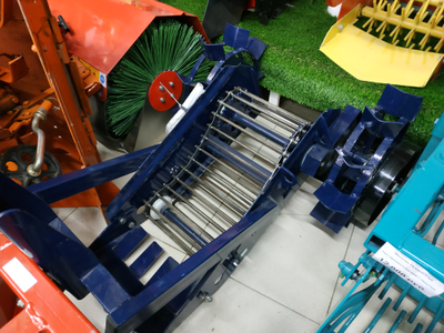 Картофелекопалка ЛЕНТОЧНАЯ (для МБ) "НЕВА" /КО 005.05.0700, (00.14.00.00.00)+скоба(01.06.10.01.50)