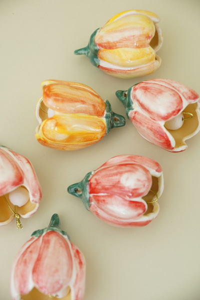 Тюльпан жёлтый