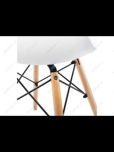 Стул Eames PC-015