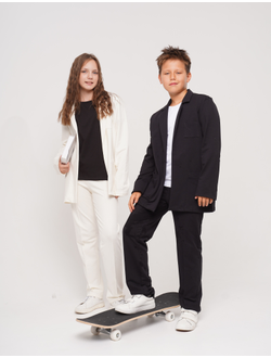 Брюки трикотажные со стрелкой черные