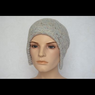 Шапка капор вязаная женская с пайетками Vizio 6444 Италия белая