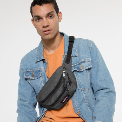 Eastpak doggy bag 3l new arrivals