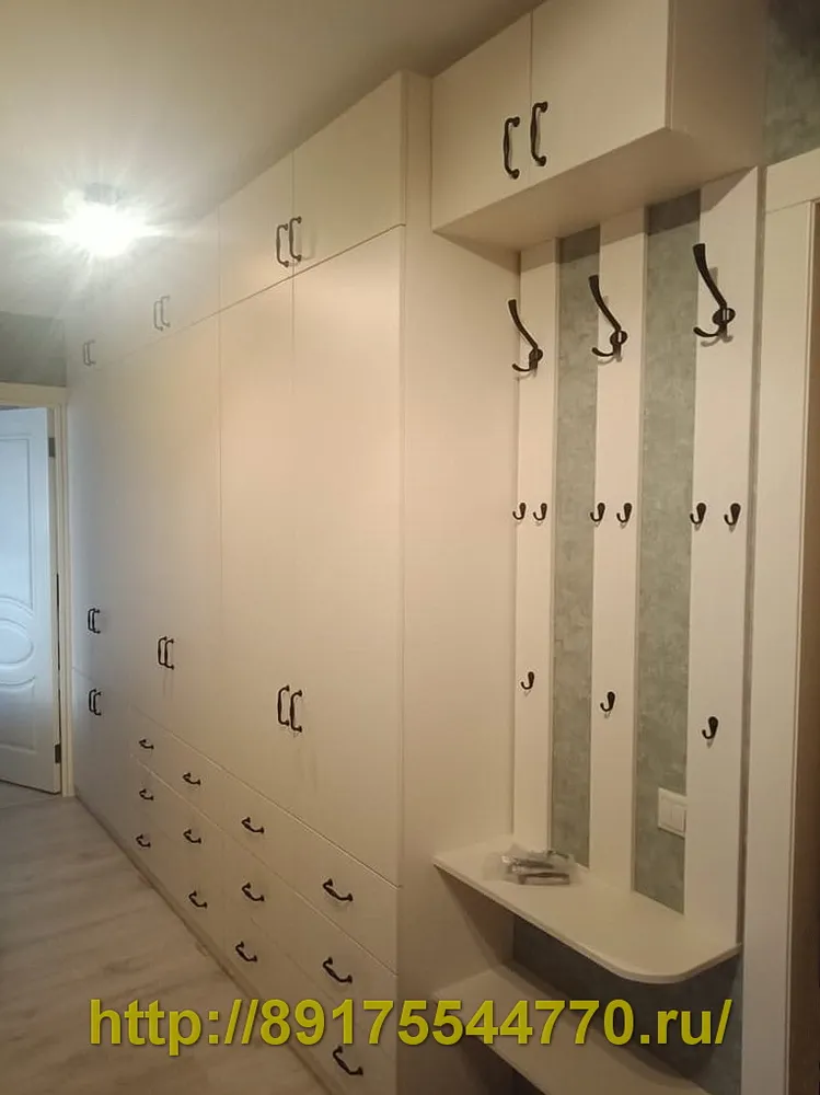 007 Прихожая.
ЛДСП Egger U 222 ST9 Крем бежевый
=====
➡ Важно знать!
Реальный цвет мебели, образцы декоров ДСП и других материалов может отличаться от фото на сайте, в зависимости от настроек вашего монитора!
