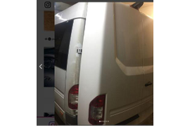 Установили навесной багажник, камеру заднего вида, тахограф, противотуманные фары, мультимедийное головное устройство.