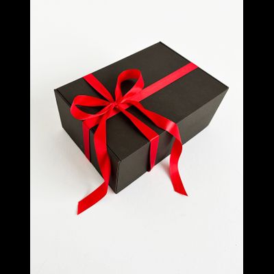 2 шт. - Подарочная коробка GILEV 37x26x12см с красной лентой и наполнителем