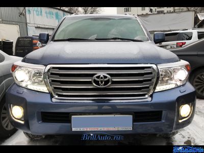 Комплект рестайлинга Toyota Land Cruiser 200 из 2007 в 2012 (Минимальный)