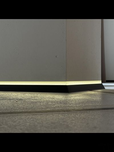 Плинтус Pro Design Corner 570 Анодированный