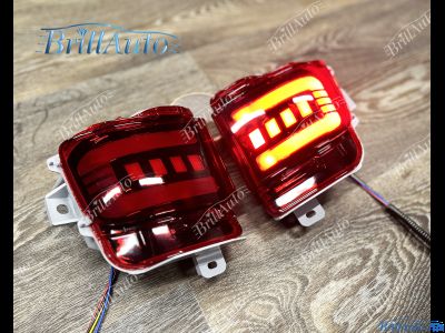 Противотуманки Toyota Land Cruiser 200 бегающие LED красные