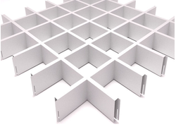 Потолок Грильято ячейка 150х150 цвет Белый 0,4мм