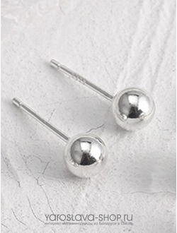 АЛ-208.  Серьги пусеты шарики.
