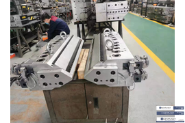 Плоскощелевая фильера для стрейч