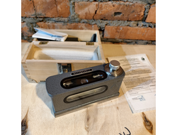 Уровень с микрометрической подачей ампулы 165 мм 0,01 мм/м с калибровкой