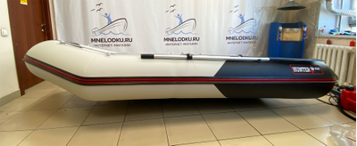 Моторная лодка Хантер 345 ЛКА сбоку