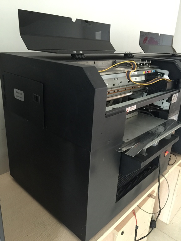 Принтеры - Планшетный УФ принтер Epson A3 UV FLATBED PRINTER