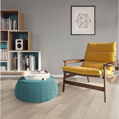 Ламинат Wineo Rock 'n' Go Лондон вызывает LA150SYSV4 в интерьере