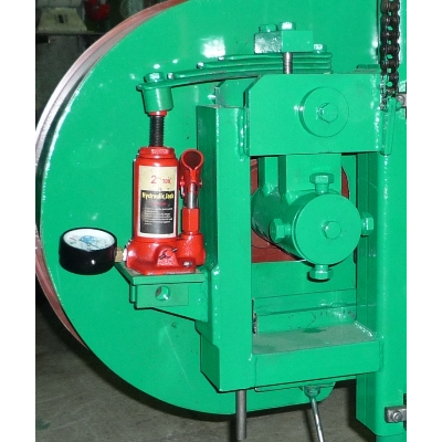 Пилорама бензиновая Триумф (900) Lifan-Пилорама ленточная Алтай-3 (900) с бензиновым двигателем Lifan 15л.с.